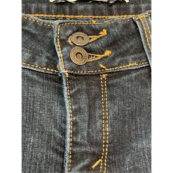 Levi's Women's Five Pocket Style Denim 526 Slender Boot Jeans Blue Size 8 - Picture 5 of 9